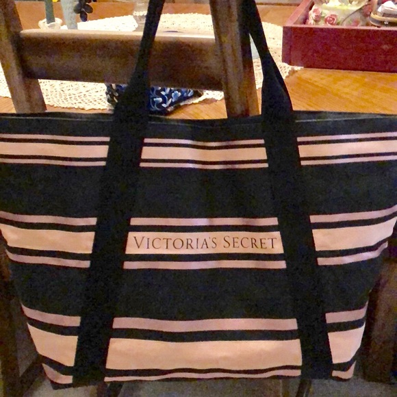 Victoria secret tote - Picture 1 of 3